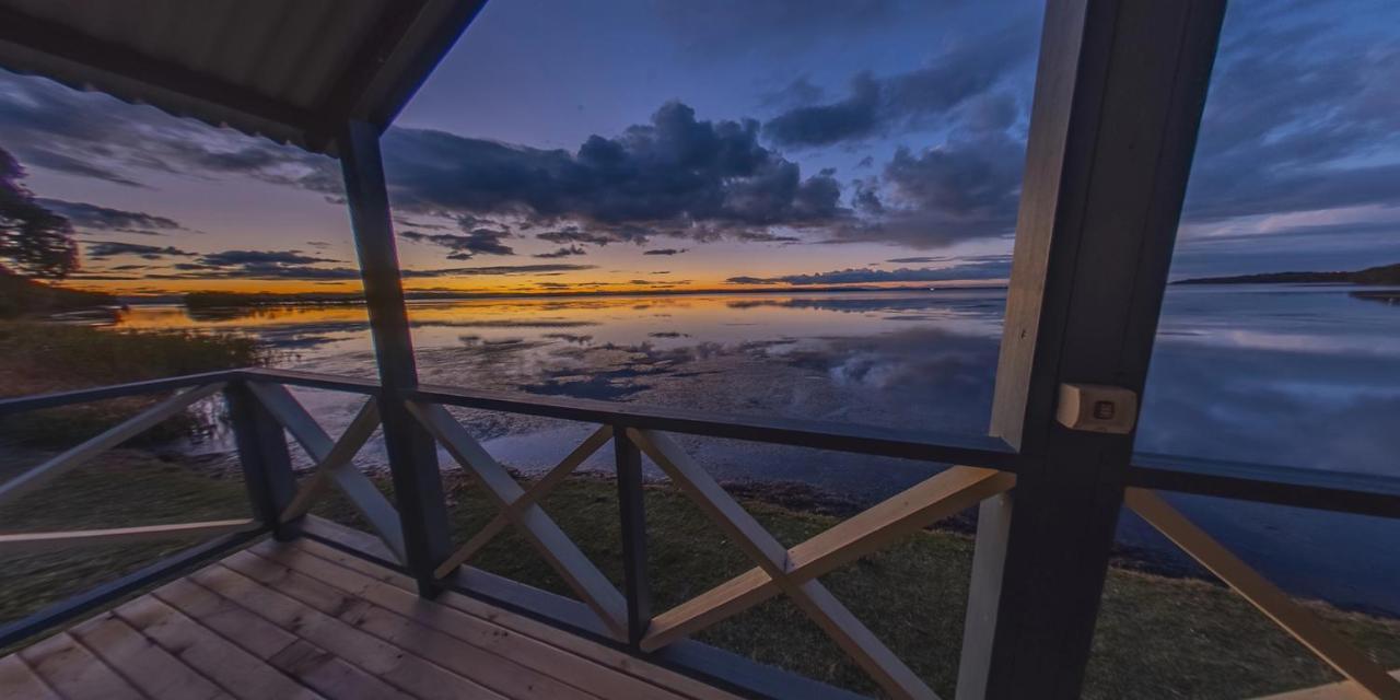 Two Shores Holiday Village Entrance Bagian luar foto