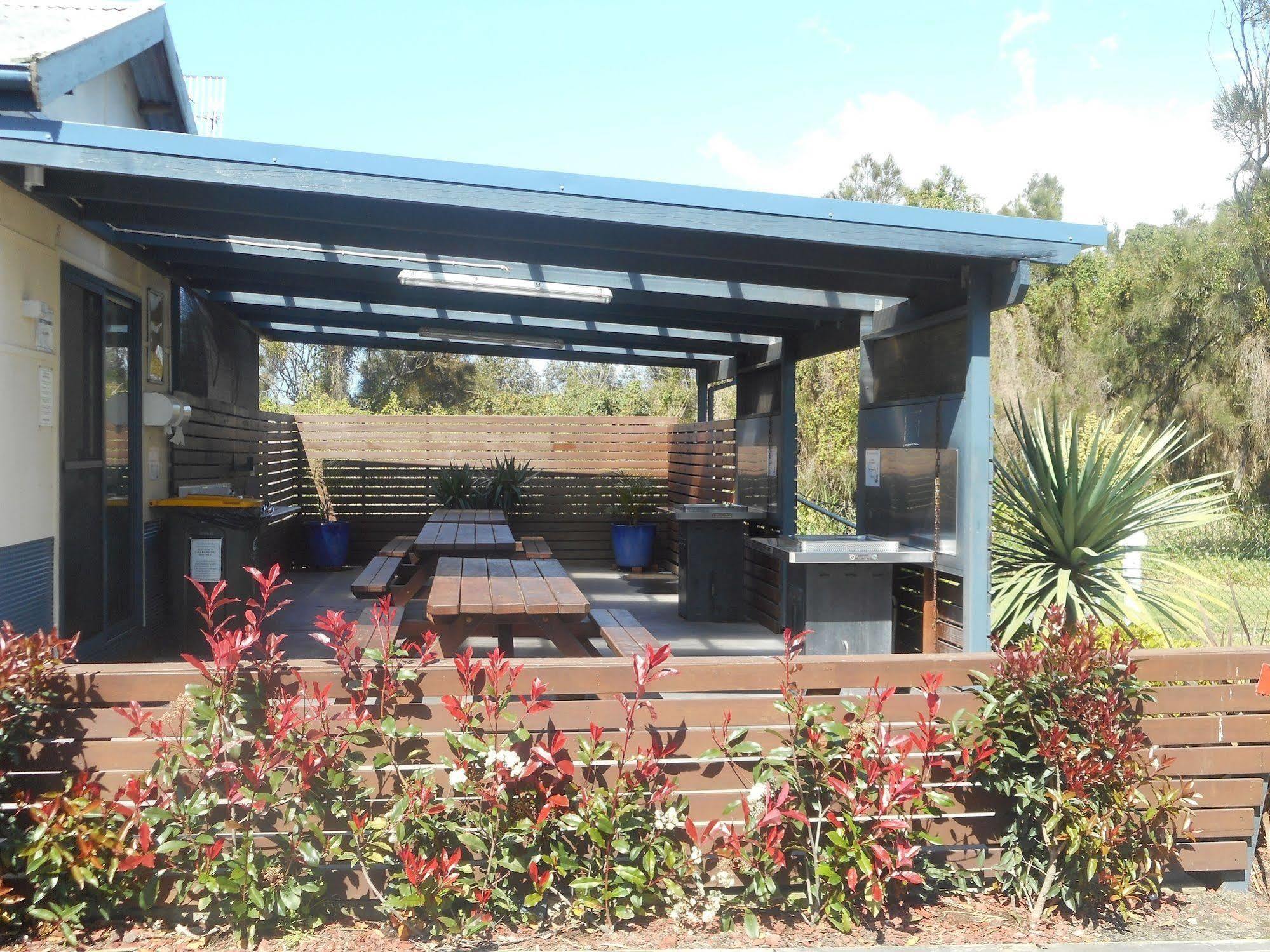Two Shores Holiday Village Entrance Bagian luar foto